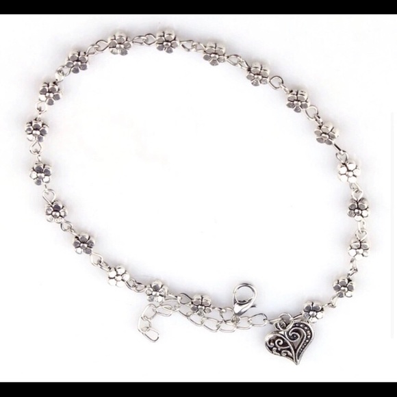 Flowers and Heart Pendant Fashion Anklet - Picture 3 of 3